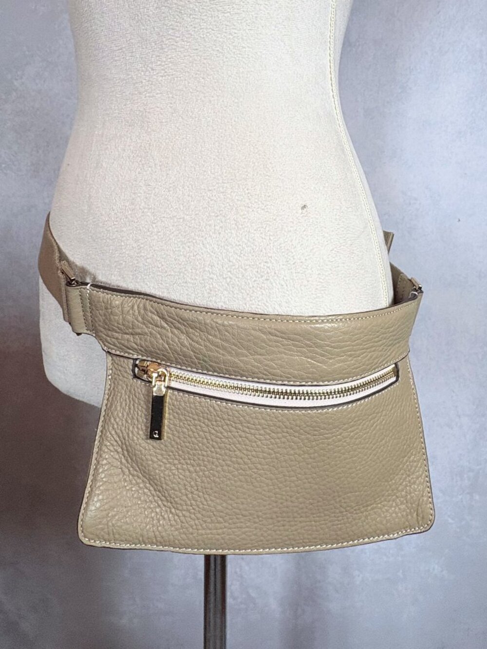 G.I.L.I. Pebbled Leather Belt Bag Canvas Strap Buckle Waist Pack Beige